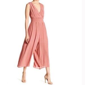 Superfoxx Light Pink Sleeveless Jumpsuit with Cutouts Size Medium Like New